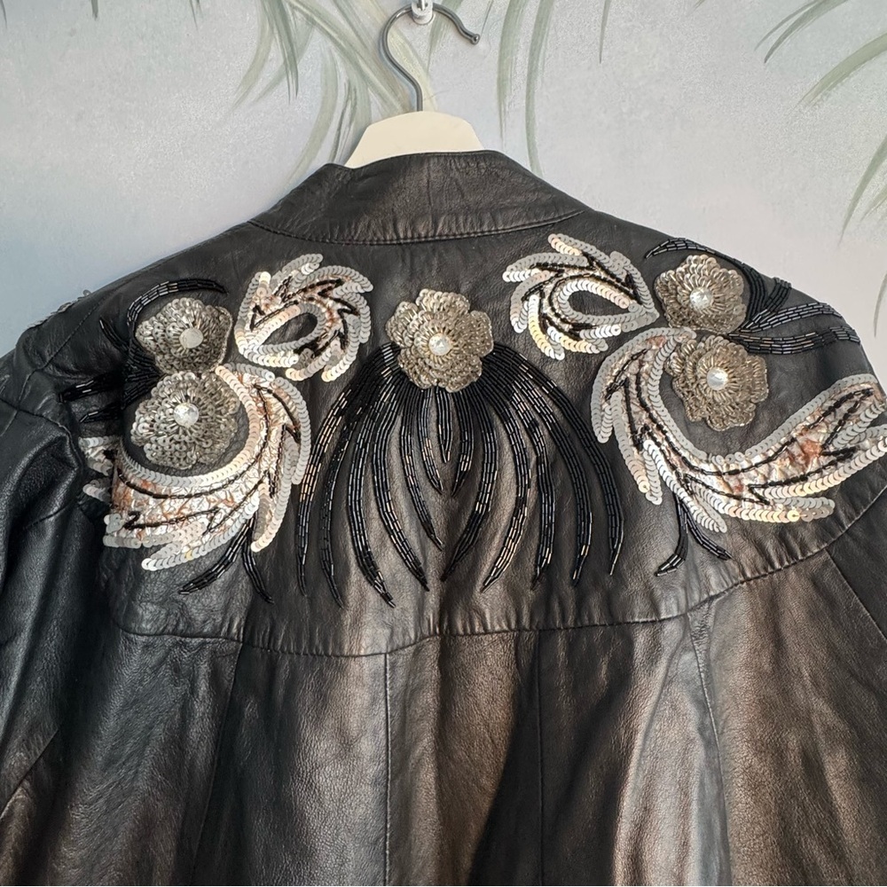 Embroidered Black Leather Jacket vintage size M - Picture 11 of 11